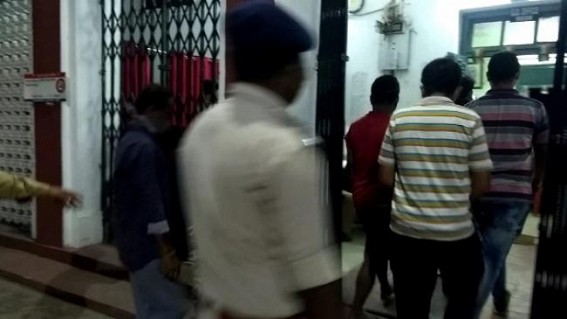 Agartala Night Curfew 10 : Police detained violators, New COVID Cases Records 173 : Mask Enforcement Drive continue Agartala Night Curfew 10 : Police detained violators, New COVID Cases Records 173 : Mask Enforcement Drive continue
